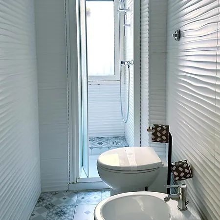 Cheerful Flat In Funky