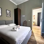 דירה Cheerful Flat In Funky