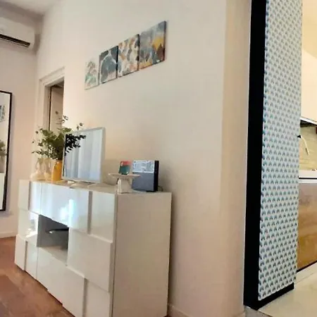 דירה Cheerful Flat In Funky *